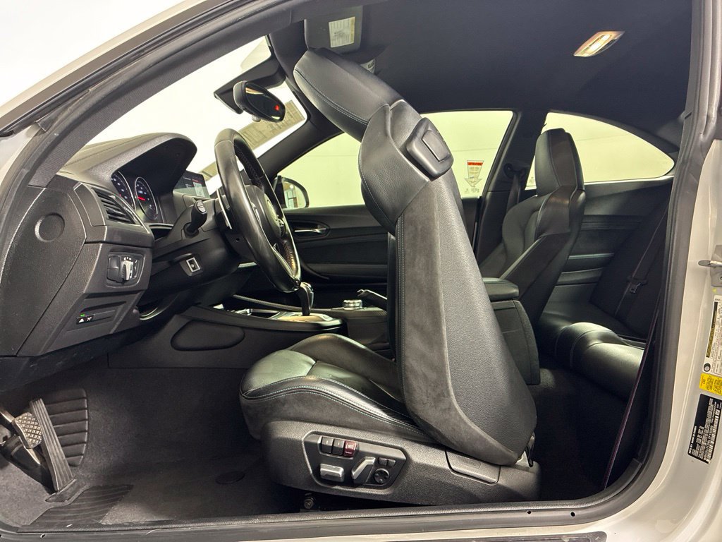 Used 2020 BMW M2 Competition w/ Executive Package RWD image 29