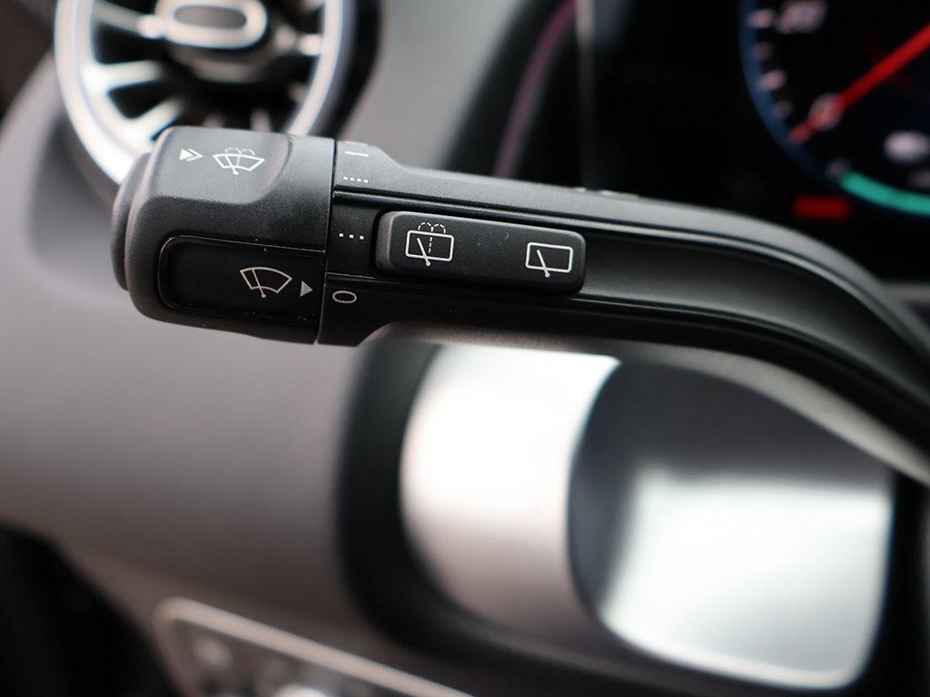 Used 2023 Mercedes-Benz EQB 250+ image 43