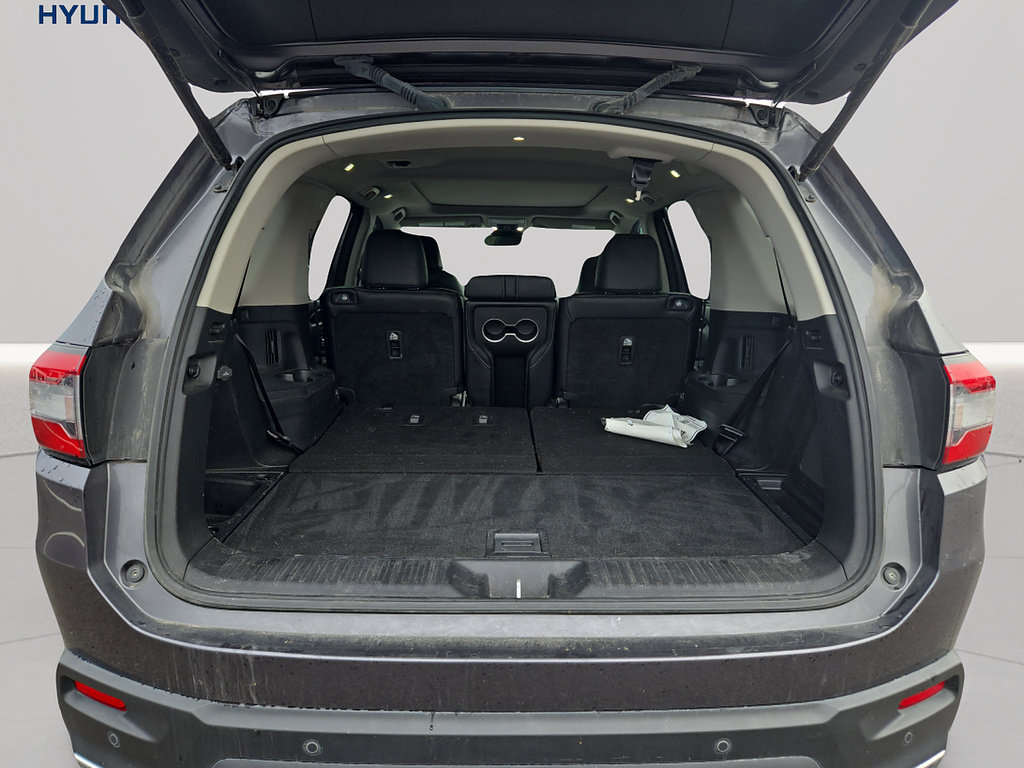 Used 2023 Honda Pilot Elite image 35