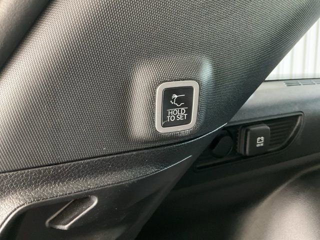 Used 2023 Jeep Grand Cherokee Limited image 20