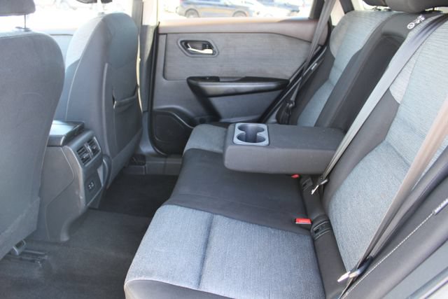 Used 2023 Nissan Rogue SV FWD image 32