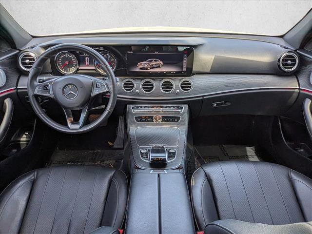 Used 2018 Mercedes-Benz E 400 4MATIC Sedan image 15