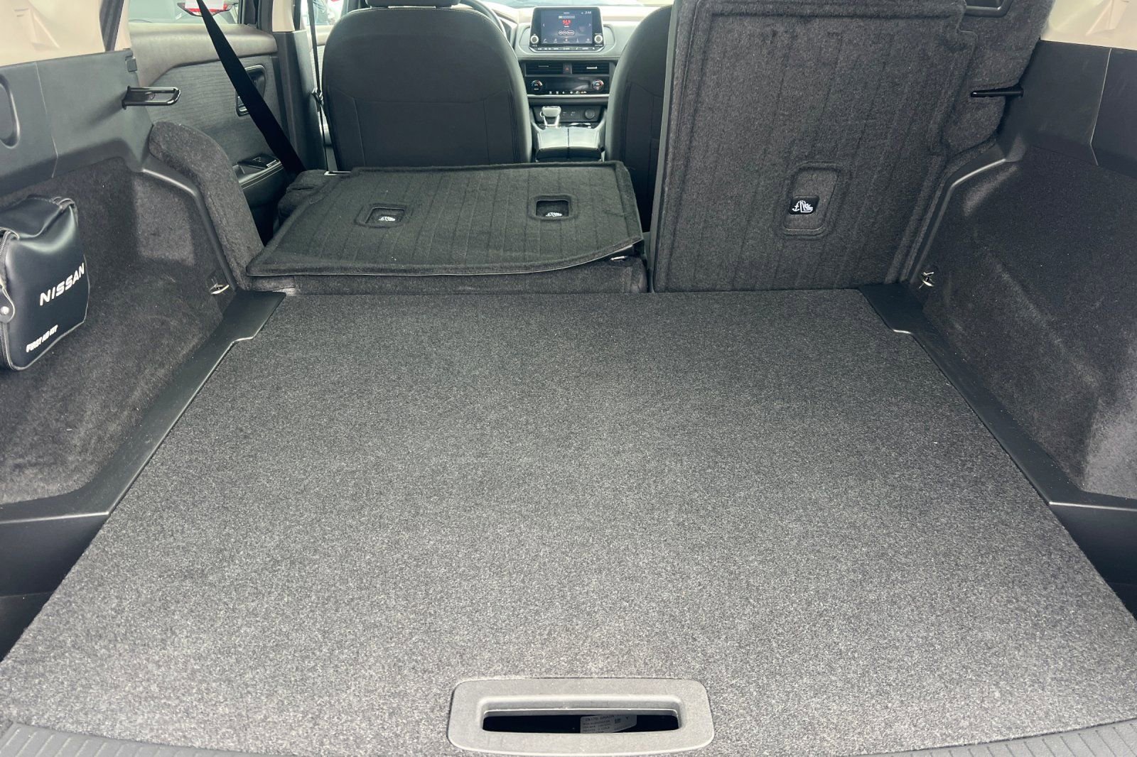 Used 2023 Nissan Rogue SV AWD/4WD image 12