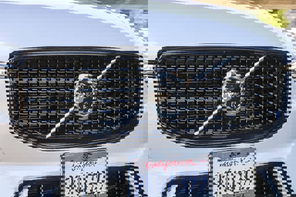 Used 2024 Volvo XC60 B5 Ultimate image 5