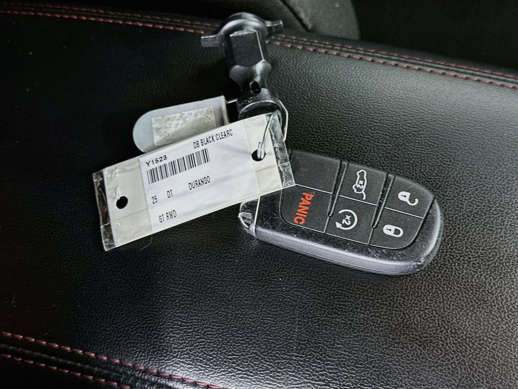 Used 2025 Dodge Durango GT RWD image 35