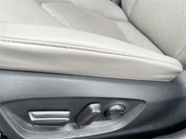 Used 2024 Toyota Camry XSE image 15