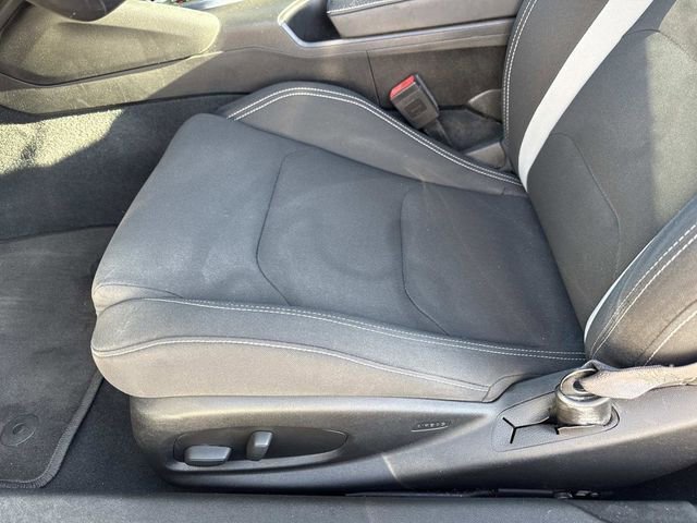 Used 2017 Chevrolet Camaro LT w/ Technology Package image 17