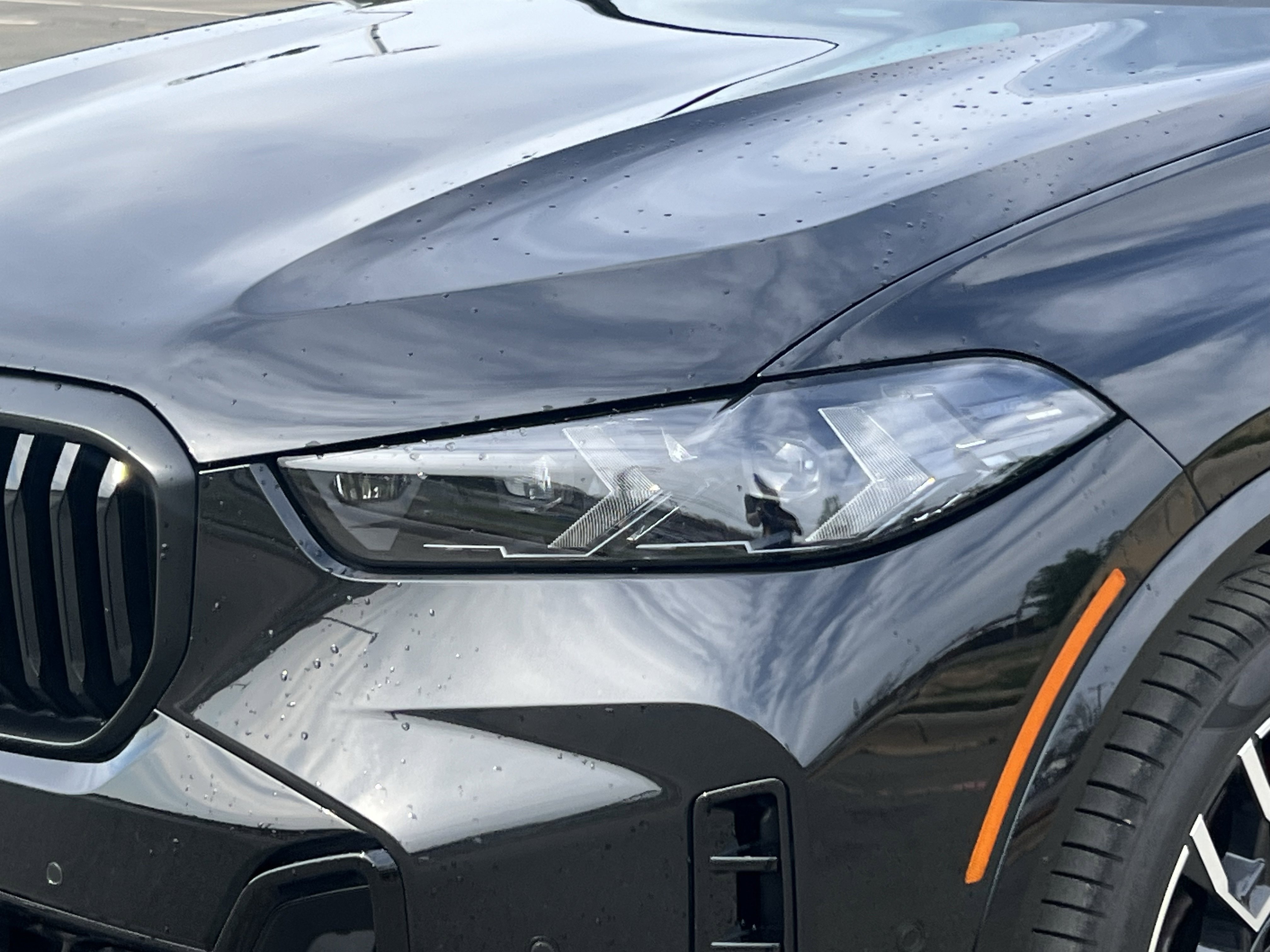 Used 2024 BMW X5 xDrive40i w/ M Sport Package image 14