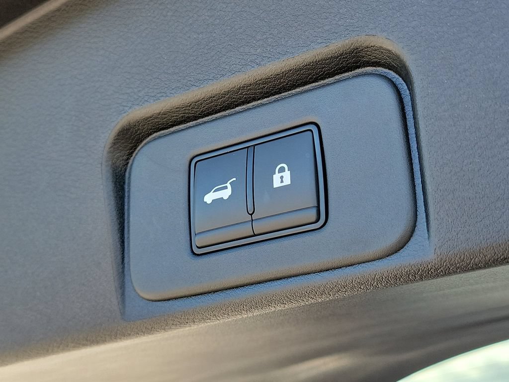 Used 2026 Nissan Rogue SV w/ SV Premium Package FWD image 7