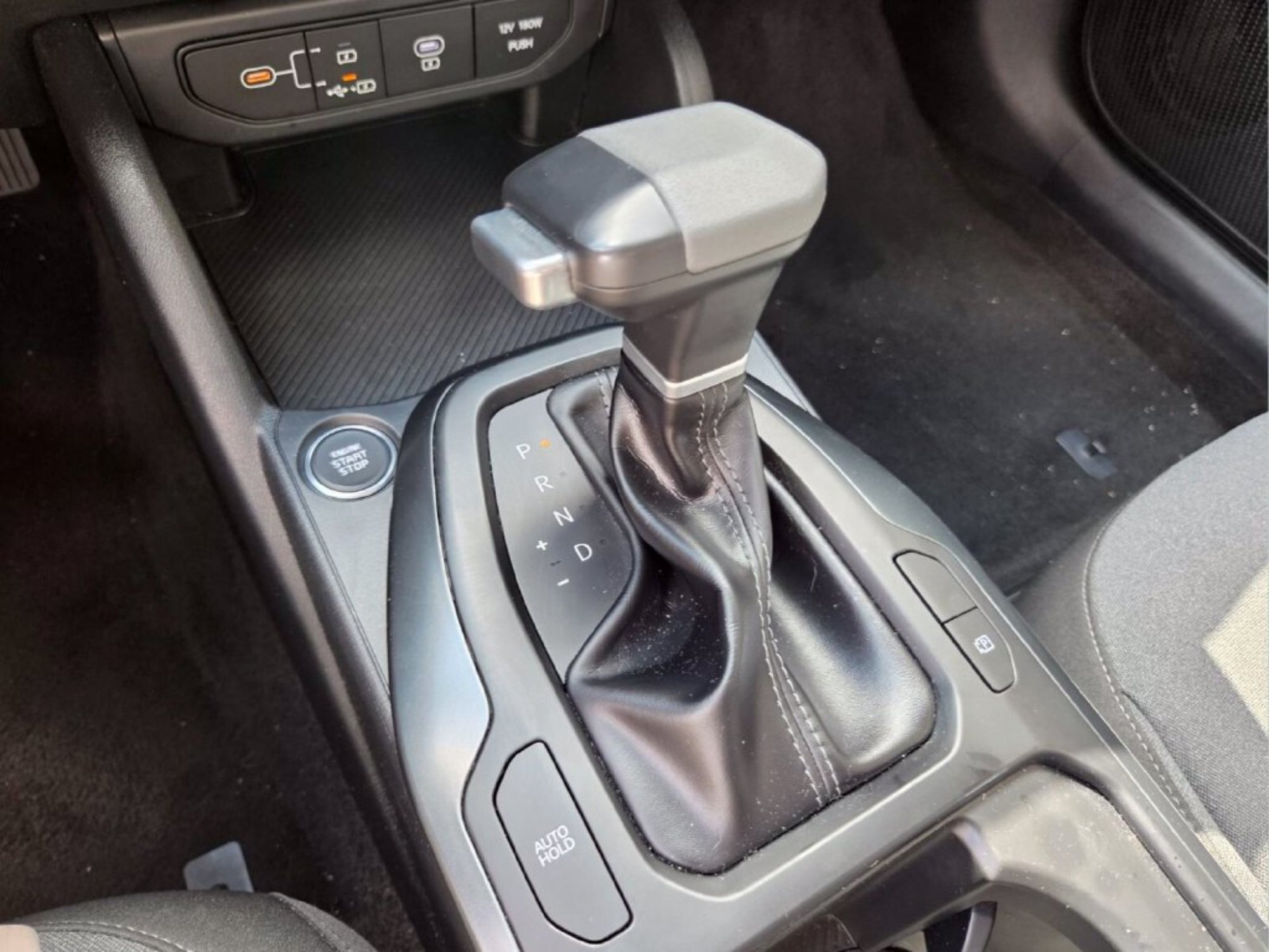 New 2025 Kia K4 FWD image 33