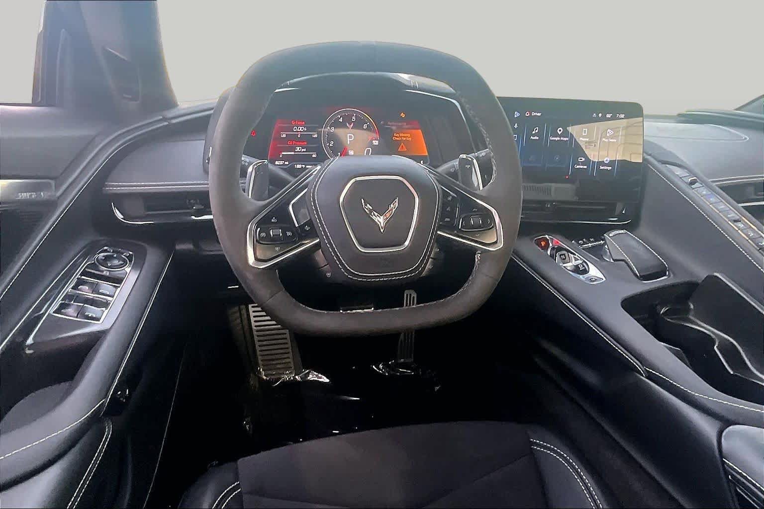 Used 2025 Chevrolet Corvette Stingray Preferred Conv w/ Z51 Performance Package RWD image 6