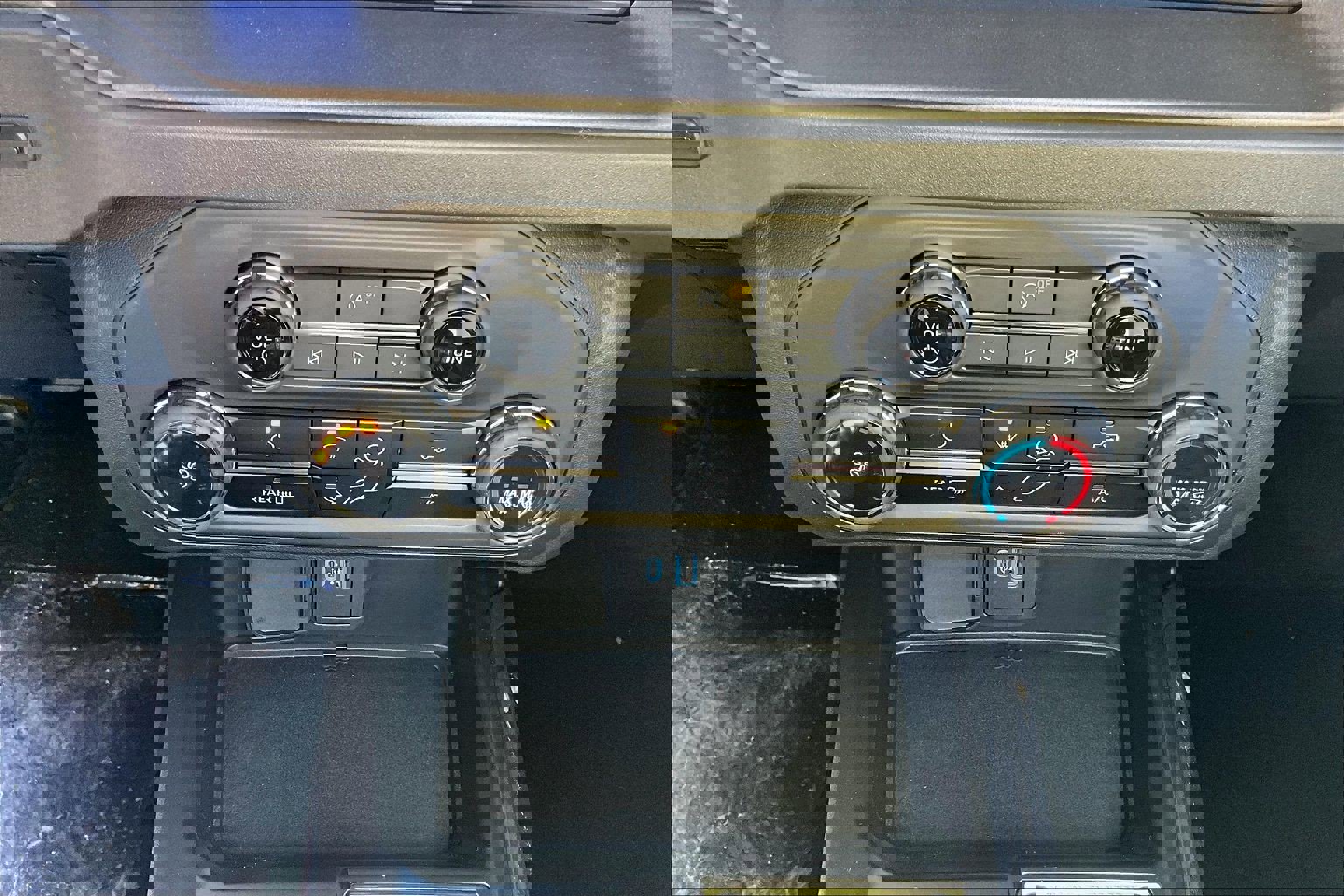 New 2025 Ford Bronco 2-Door image 21