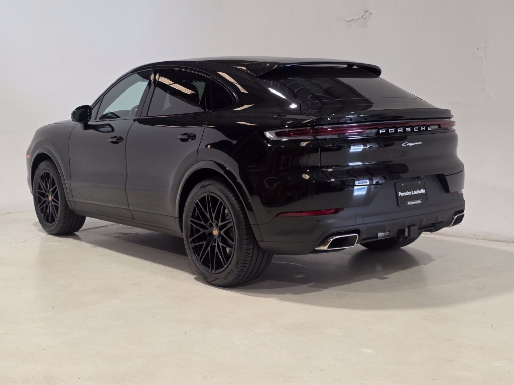 New 2026 Porsche Cayenne Coupe AWD/4WD image 3