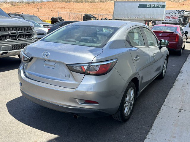 Used 2016 Scion iA FWD image 3