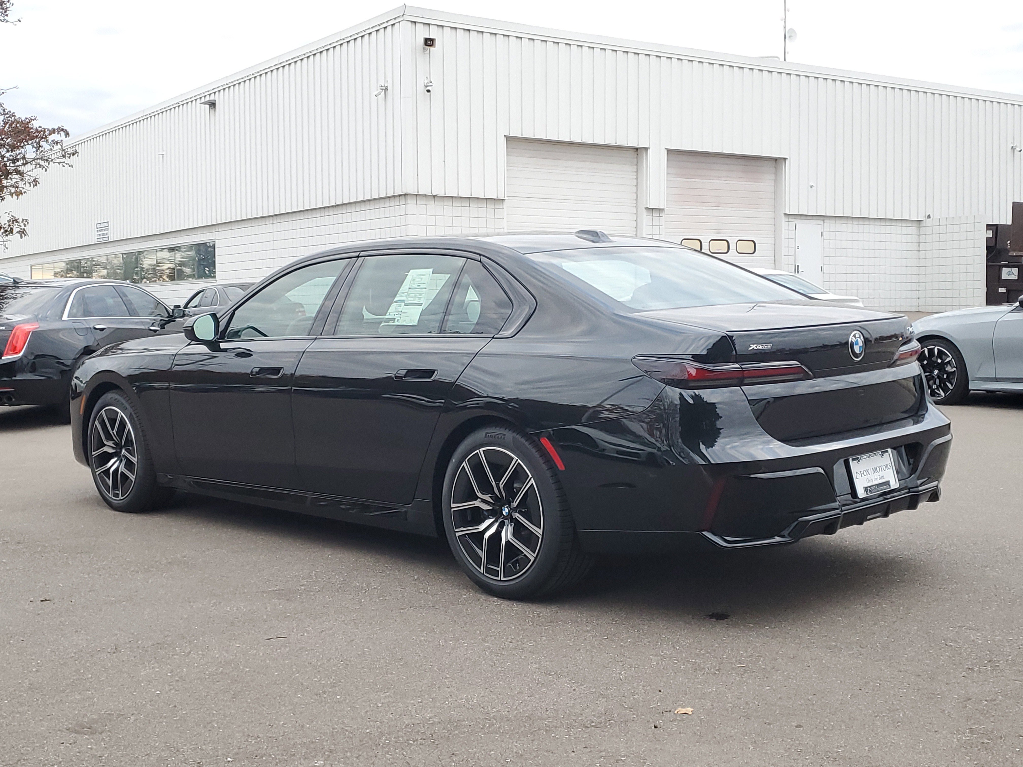 New 2026 BMW 740i xDrive video 2