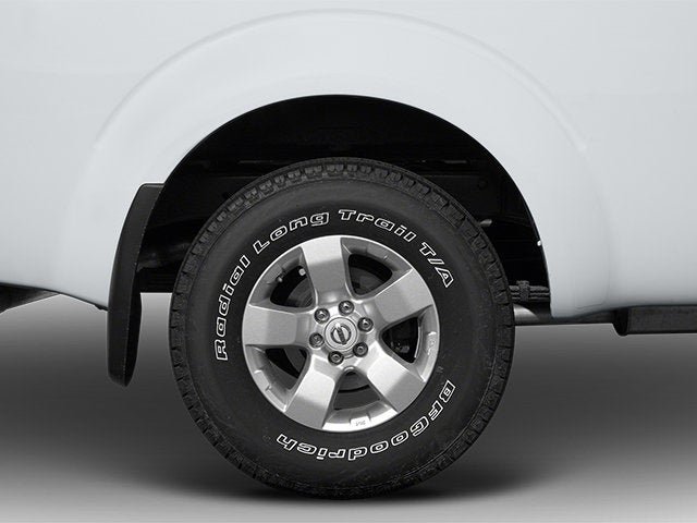 Used 2013 Nissan Frontier SL w/ Moonroof Pkg image 14