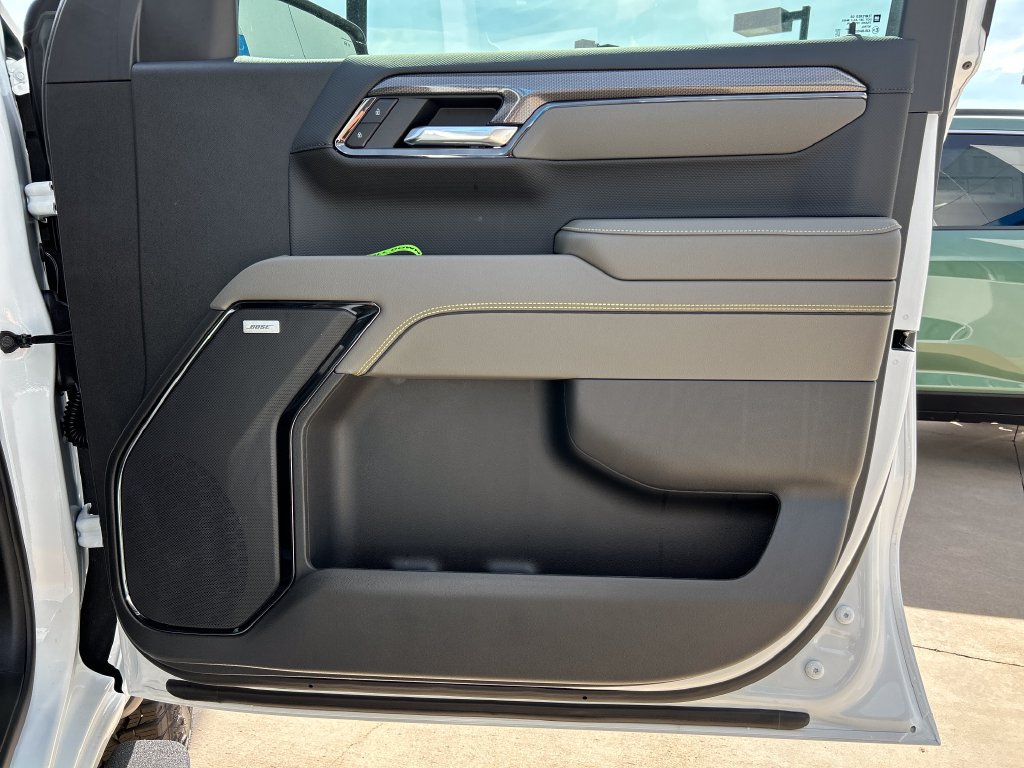 New 2026 Chevrolet Silverado 1500 ZR2 w/ LPO, Dark Essentials Package AWD/4WD image 30