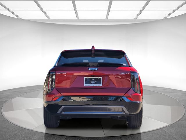 Certified 2025 Cadillac Optiq Sport 2 w/ LPO, Floor Liner Package AWD/4WD image 5