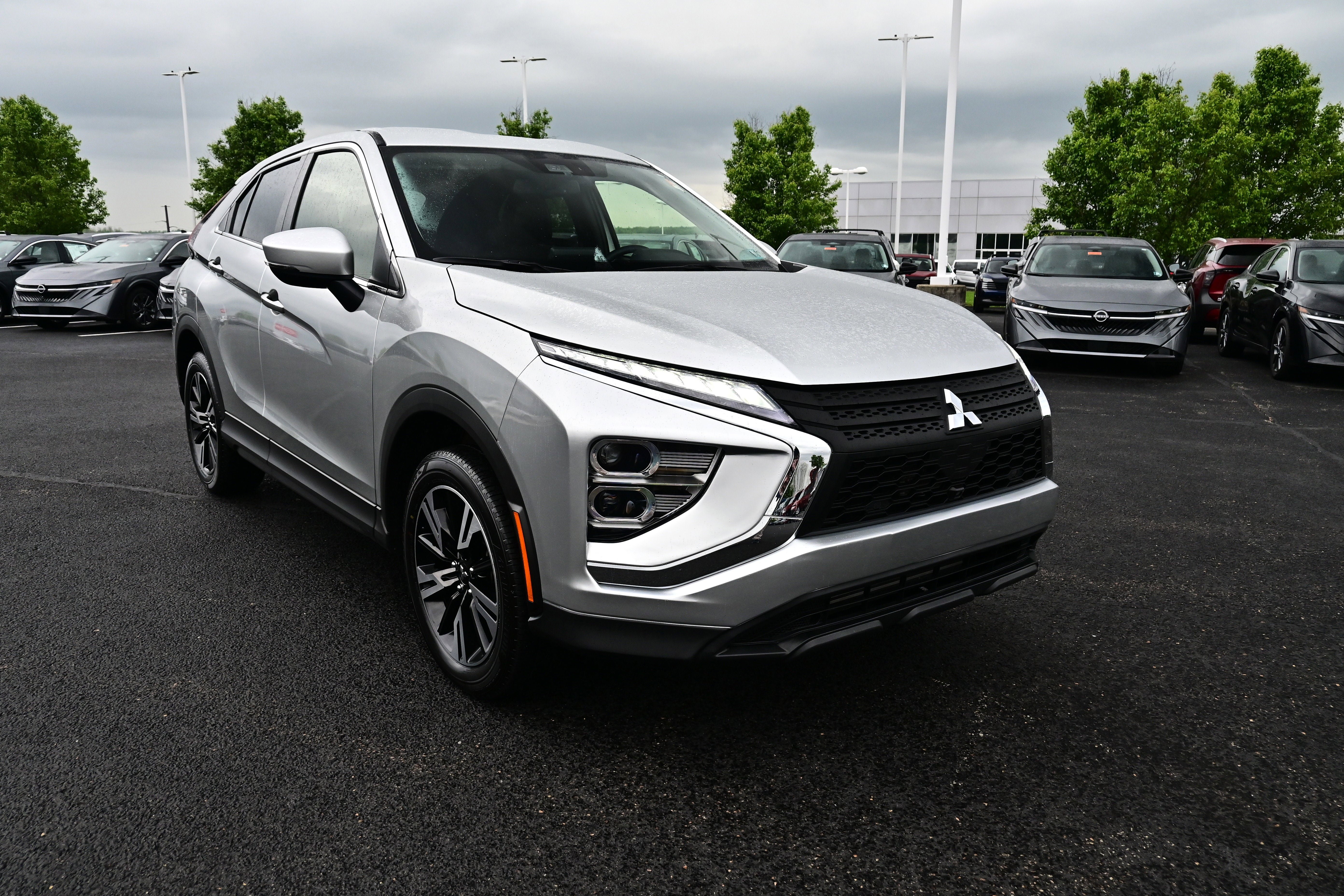 Used 2026 Mitsubishi Eclipse Cross SEL AWD/4WD image 2