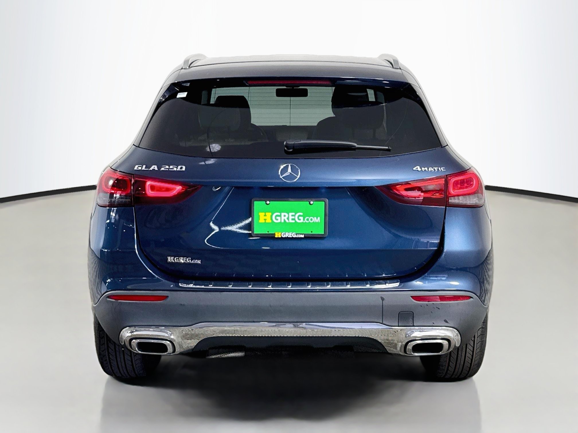 Used 2023 Mercedes-Benz GLA 250 4MATIC w/ Premium Package image 8