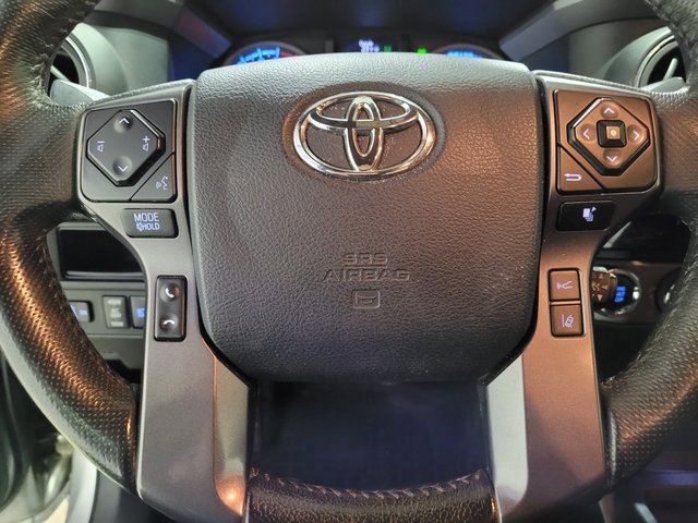 Used 2018 Toyota Tacoma TRD Sport image 35