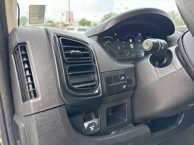 Used 2022 RAM ProMaster 3500 w/ Premium Convenience Group FWD image 38