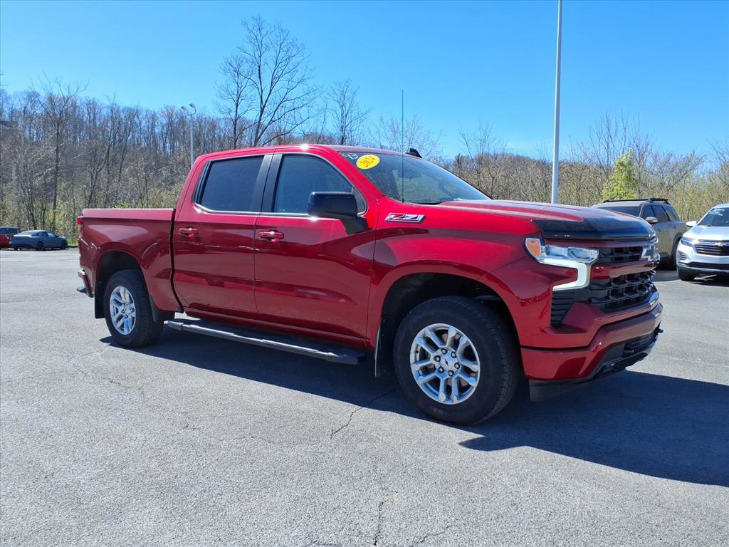 Used 2024 Chevrolet Silverado 1500 RST w/ Z71 Off-Road Package image 13