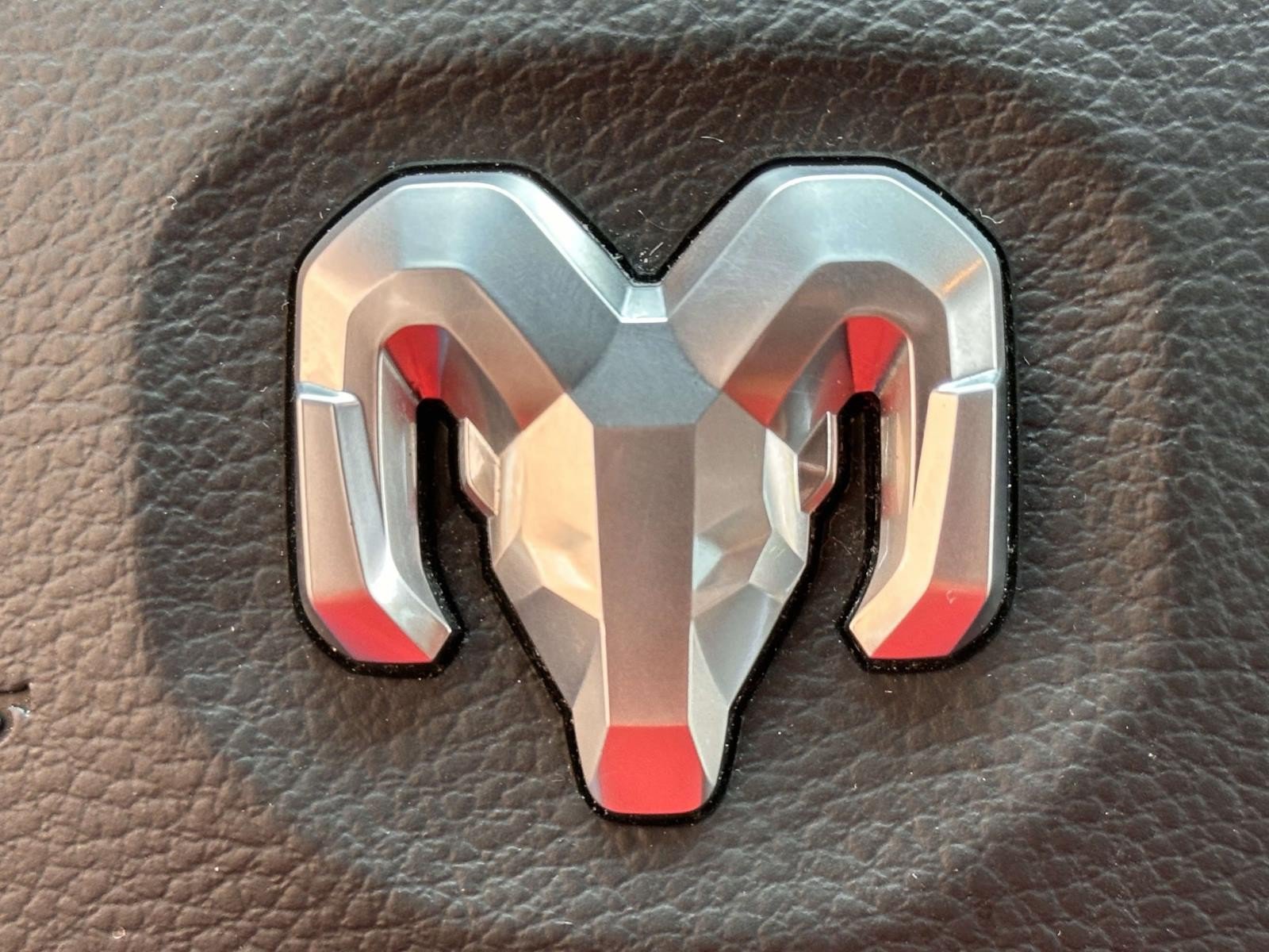 Used 2022 RAM 1500 Big Horn AWD/4WD image 22