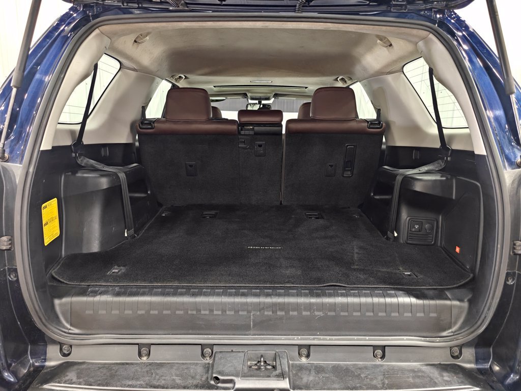 Used 2018 Toyota 4Runner Limited AWD/4WD image 32
