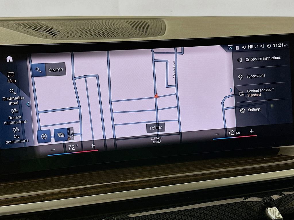 Used 2023 BMW X7 xDrive40i w/ Executive Package image 17