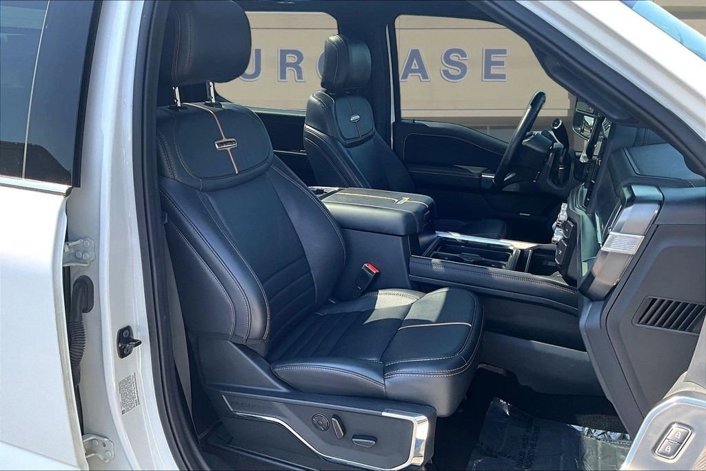 Used 2024 Ford F350 Platinum w/ FX4 Off-Road Package image 31