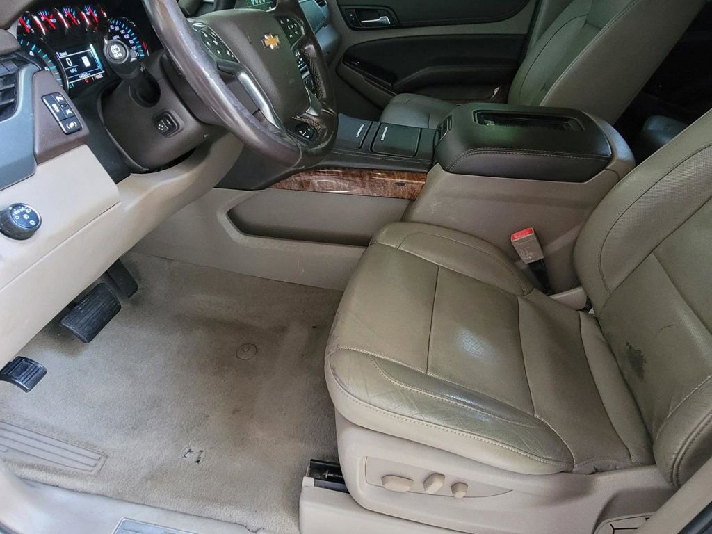 Used 2020 Chevrolet Suburban Premier RWD image 6