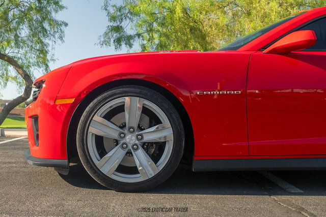 Used 2013 Chevrolet Camaro ZL1 RWD image 4