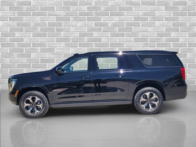 New 2026 GMC Yukon XL AT4 Ultimate AWD/4WD image 9