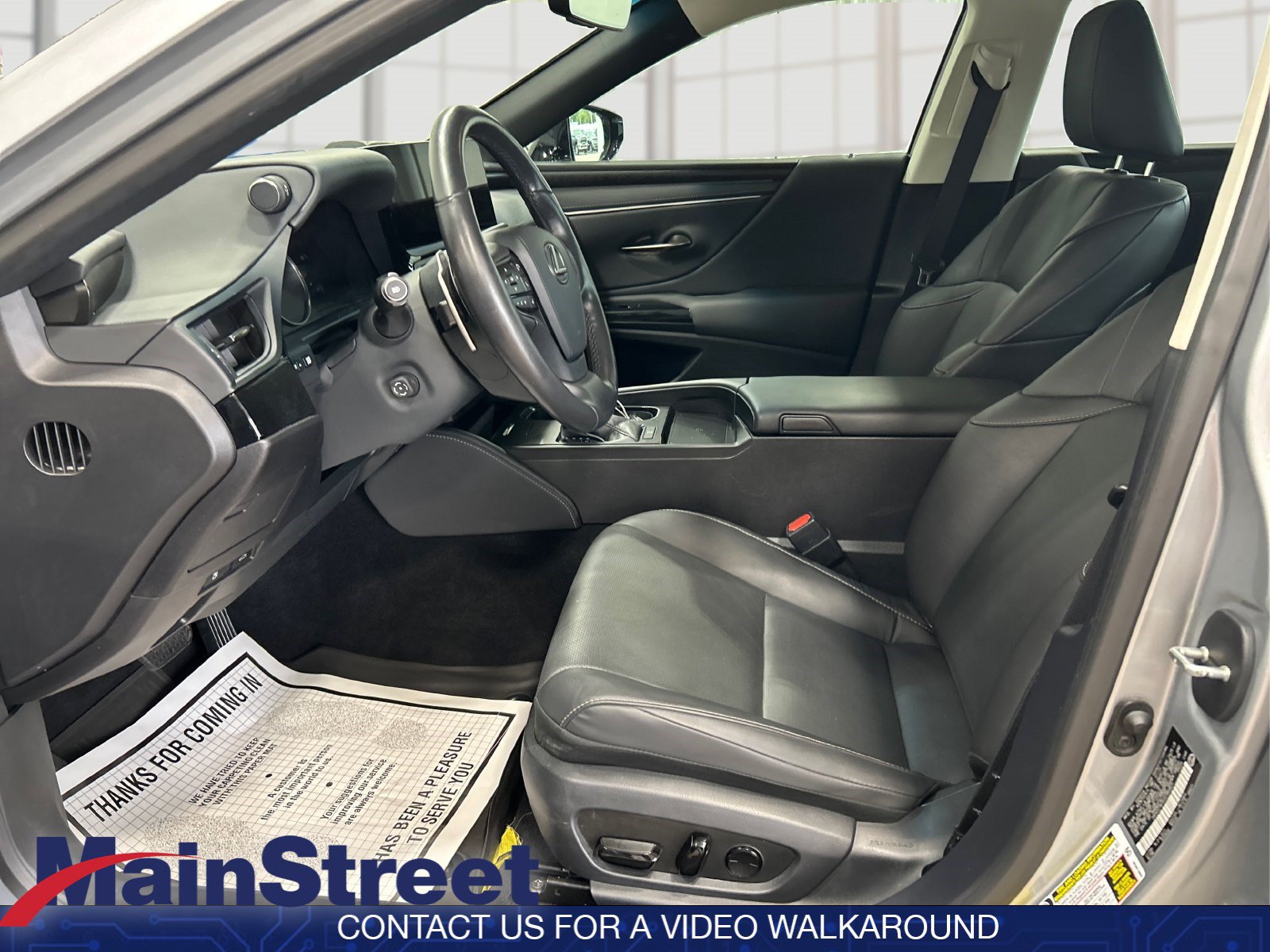 Used 2025 Lexus ES 350 w/ Accessory Package (Z1) FWD image 9
