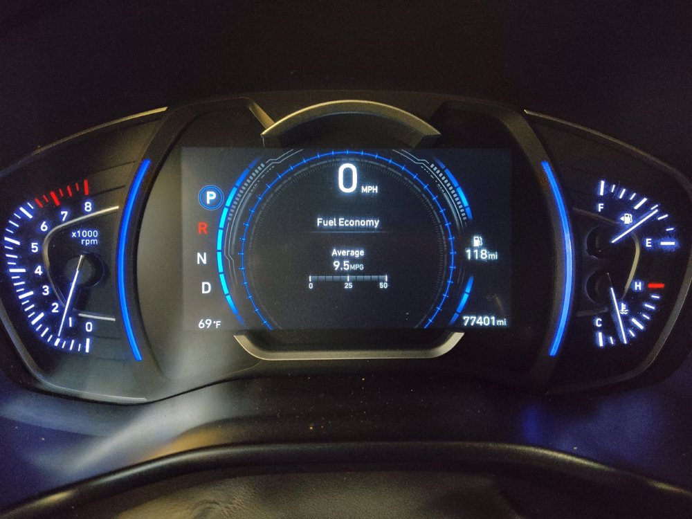 Used 2019 Hyundai Santa Fe SEL FWD image 23