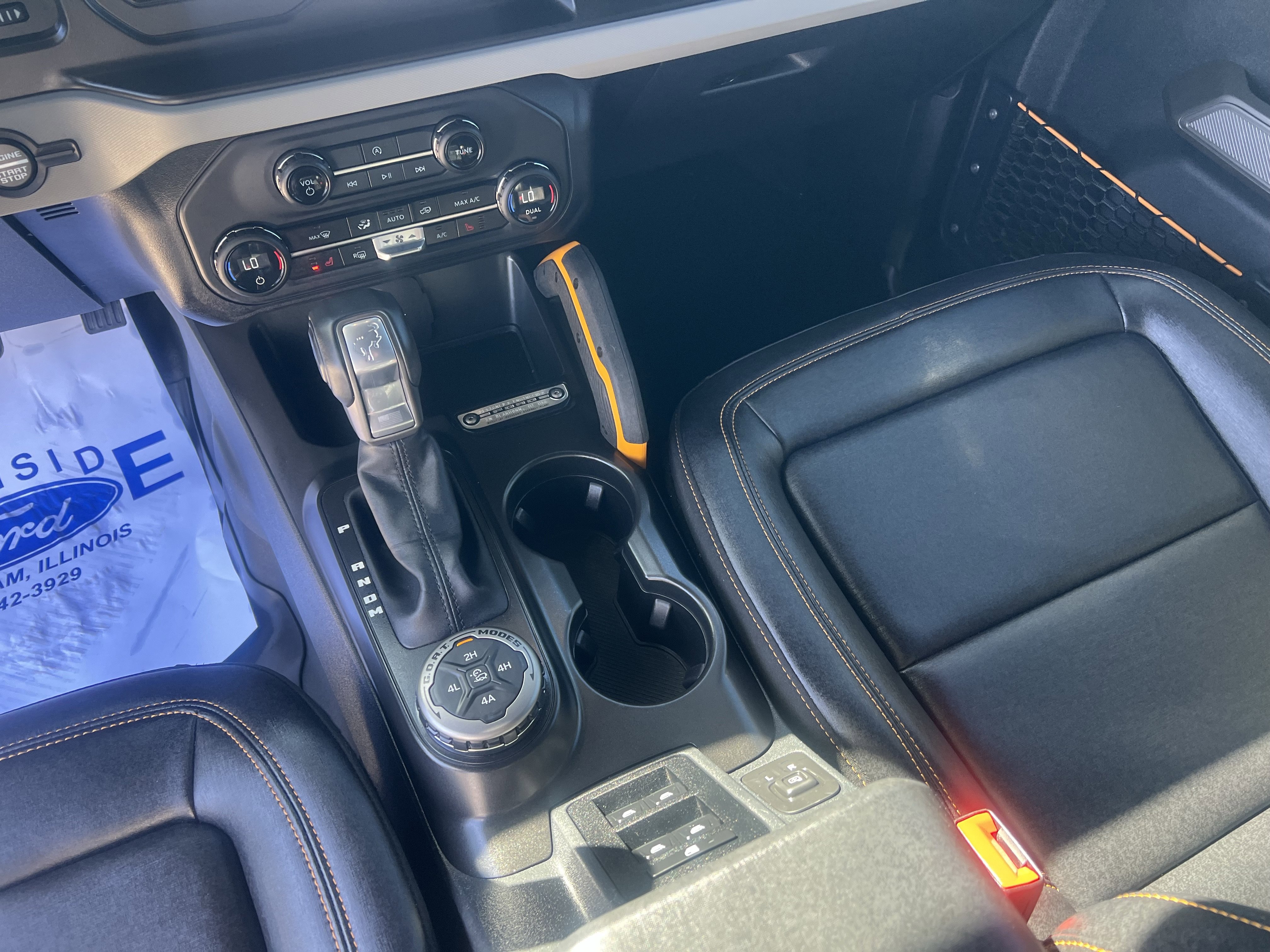 Used 2023 Ford Bronco Badlands w/ Sasquatch Package AWD/4WD image 19
