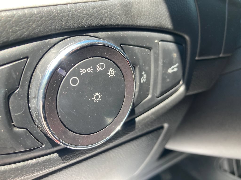 Used 2018 Ford Edge SEL w/ Equipment Group 201A AWD/4WD image 36