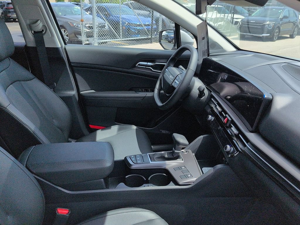 New 2026 Kia Sportage SX FWD image 7