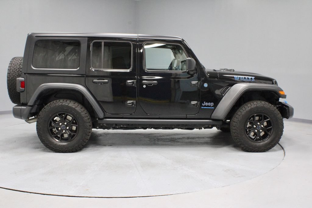 Used 2024 Jeep Wrangler Unlimited AWD/4WD image 12