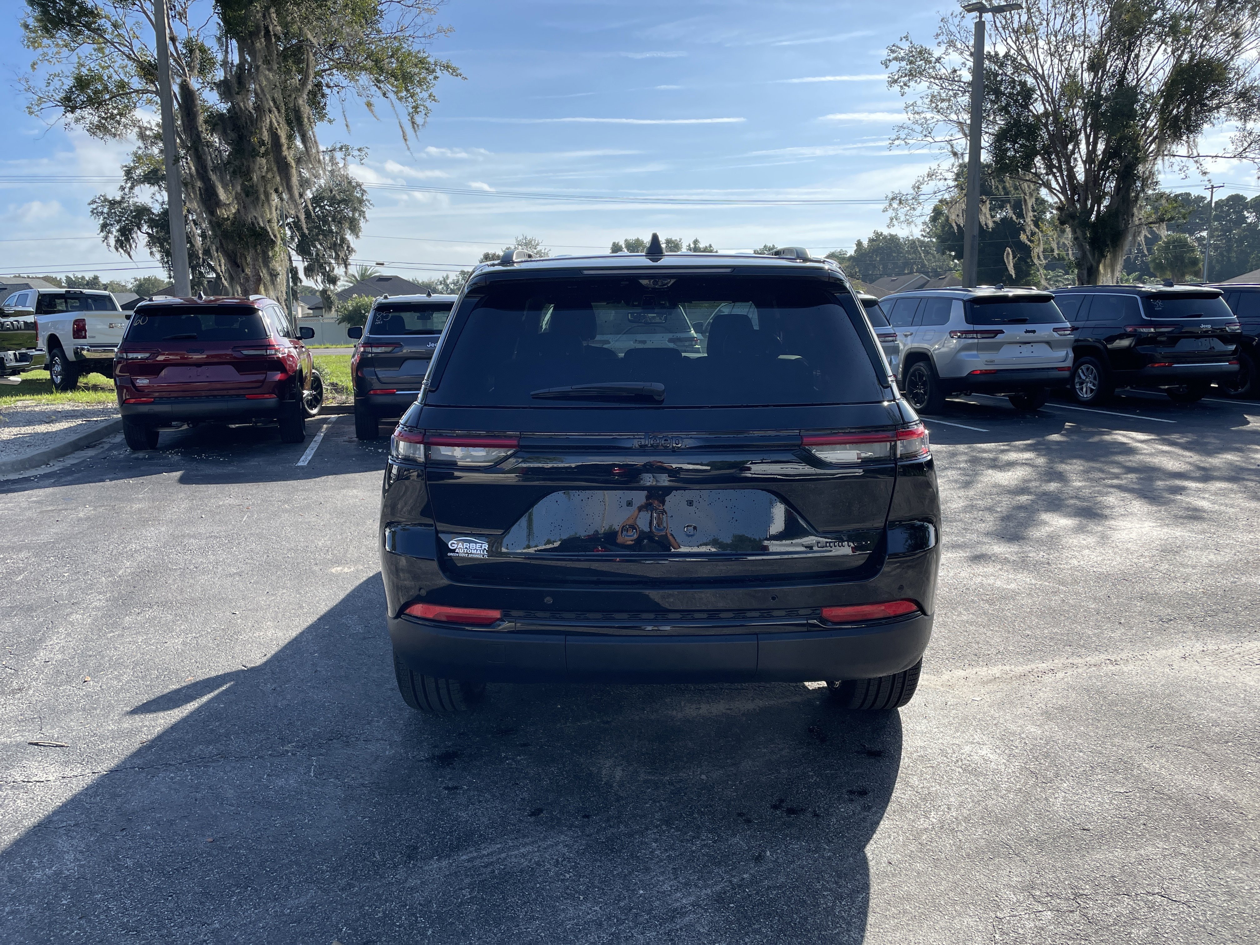 New 2025 Jeep Grand Cherokee Limited w/ Luxury Tech Group II image 6