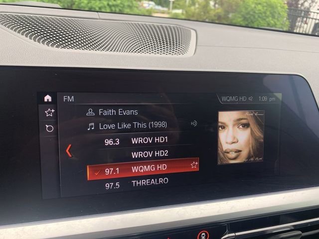 Used 2020 BMW 330i xDrive Sedan w/ M Sport Package AWD/4WD image 24