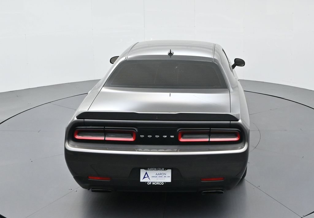 Used 2022 Dodge Challenger R/T w/ Performance Handling Group image 46