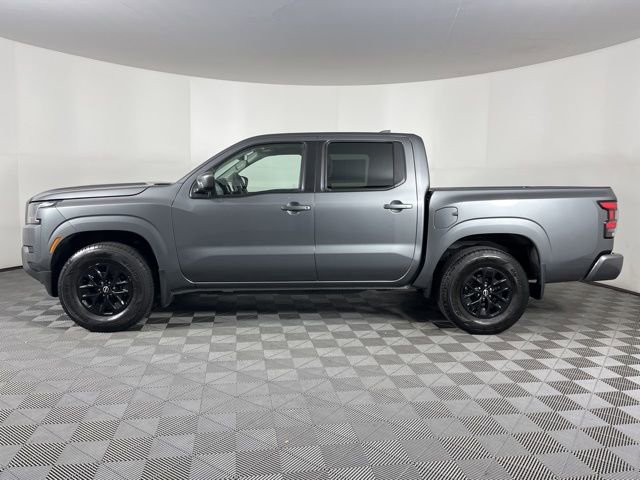 Used 2024 Nissan Frontier SV image 6