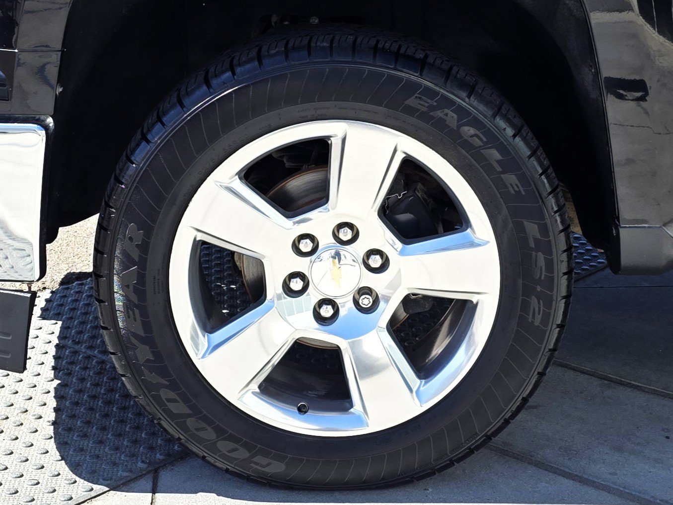Used 2014 Chevrolet Silverado 1500 LT w/ LT Convenience Package RWD image 9