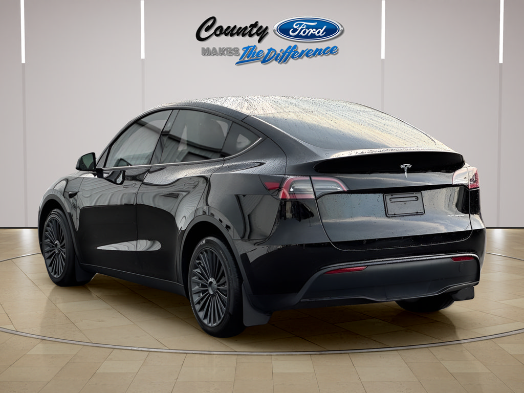 Used 2024 Tesla Model Y Long Range AWD/4WD image 21