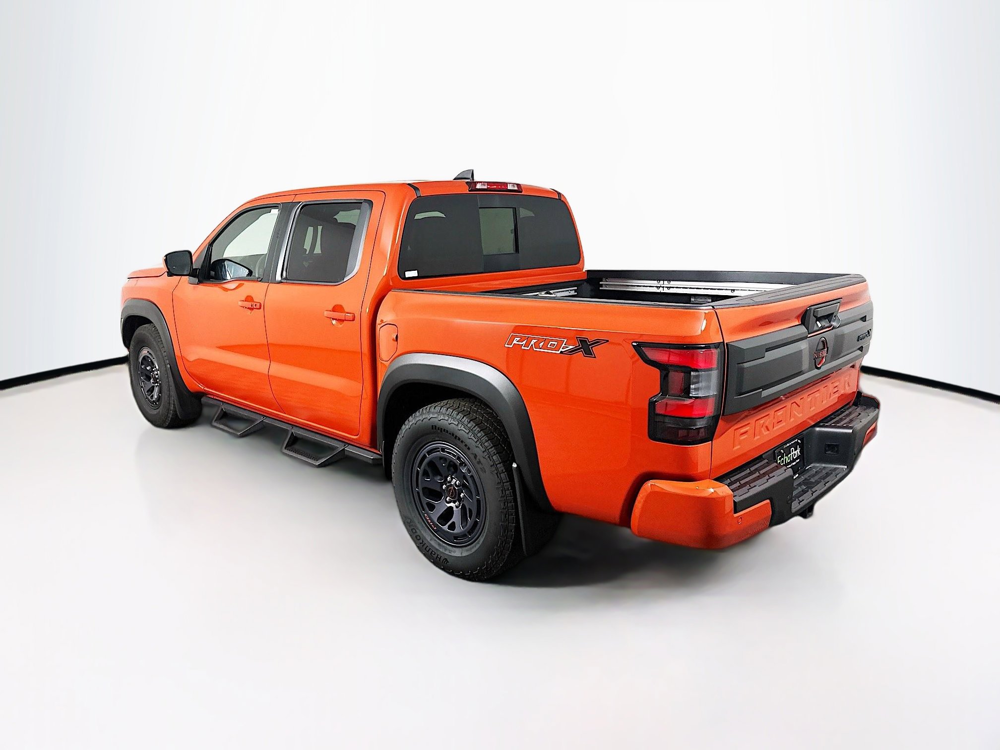 Used 2025 Nissan Frontier Pro-X w/ Pro Convenience Package image 5