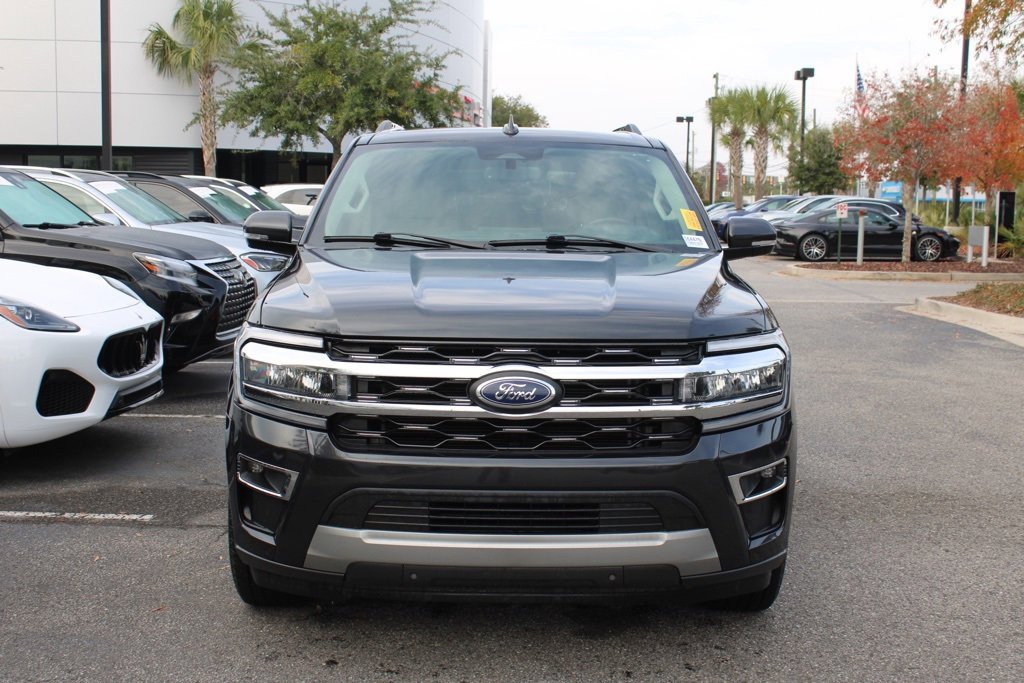 Used 2022 Ford Expedition Limited image 5