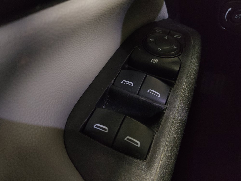 Used 2020 Chevrolet Equinox LT AWD/4WD image 27