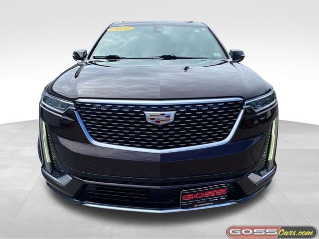 Used 2021 Cadillac XT6 Premium Luxury FWD image 2